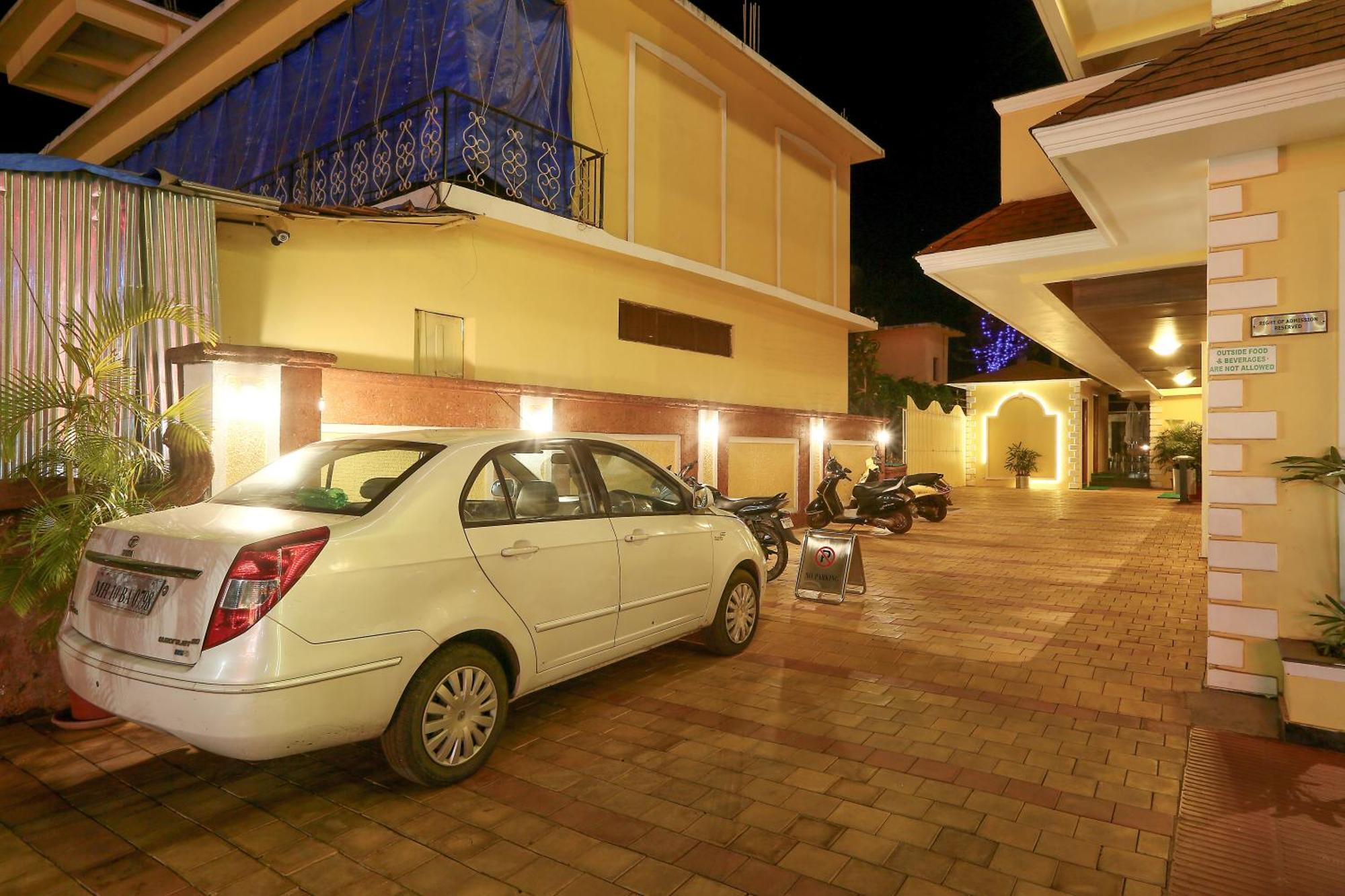 Resort De Coracao - Calangute , Goa Eksteriør billede
